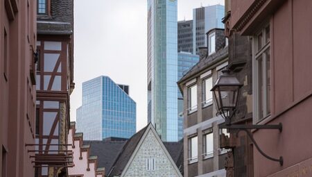 Almanya Müşteri İlişkileri Yöneticisi Maaşları