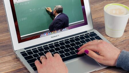 Fen ve Teknoloji Öğretmeni Maaşları